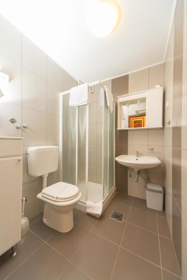 Holiday Apartment 50M From The Beach Pjescana Uvala Exteriér fotografie