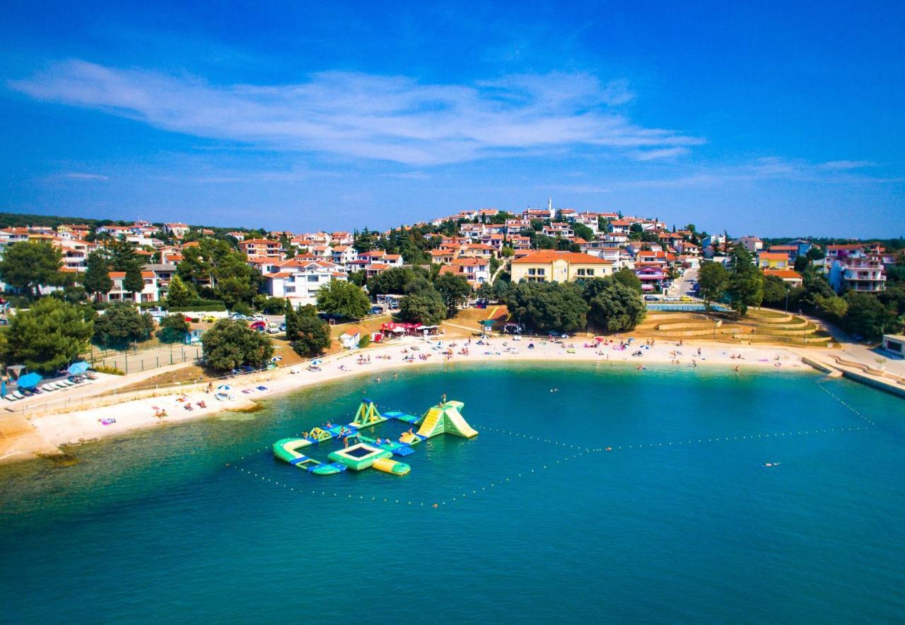 Holiday Apartment 50M From The Beach Pjescana Uvala Exteriér fotografie