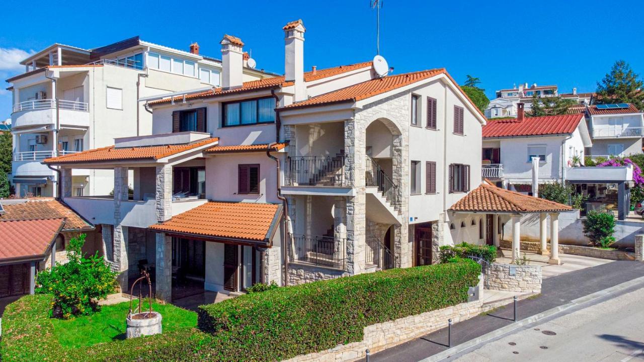 Holiday Apartment 50M From The Beach Pjescana Uvala Exteriér fotografie