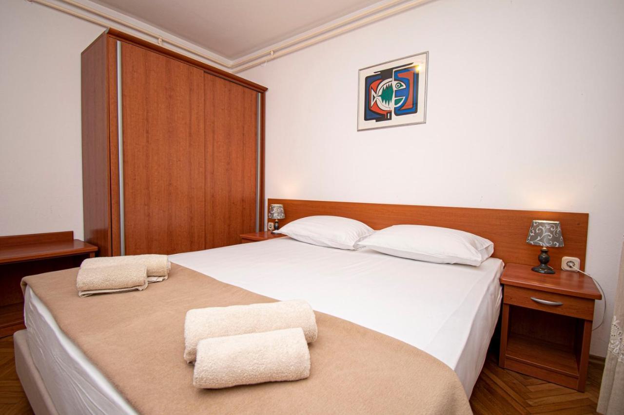 Holiday Apartment 50M From The Beach Pjescana Uvala Exteriér fotografie