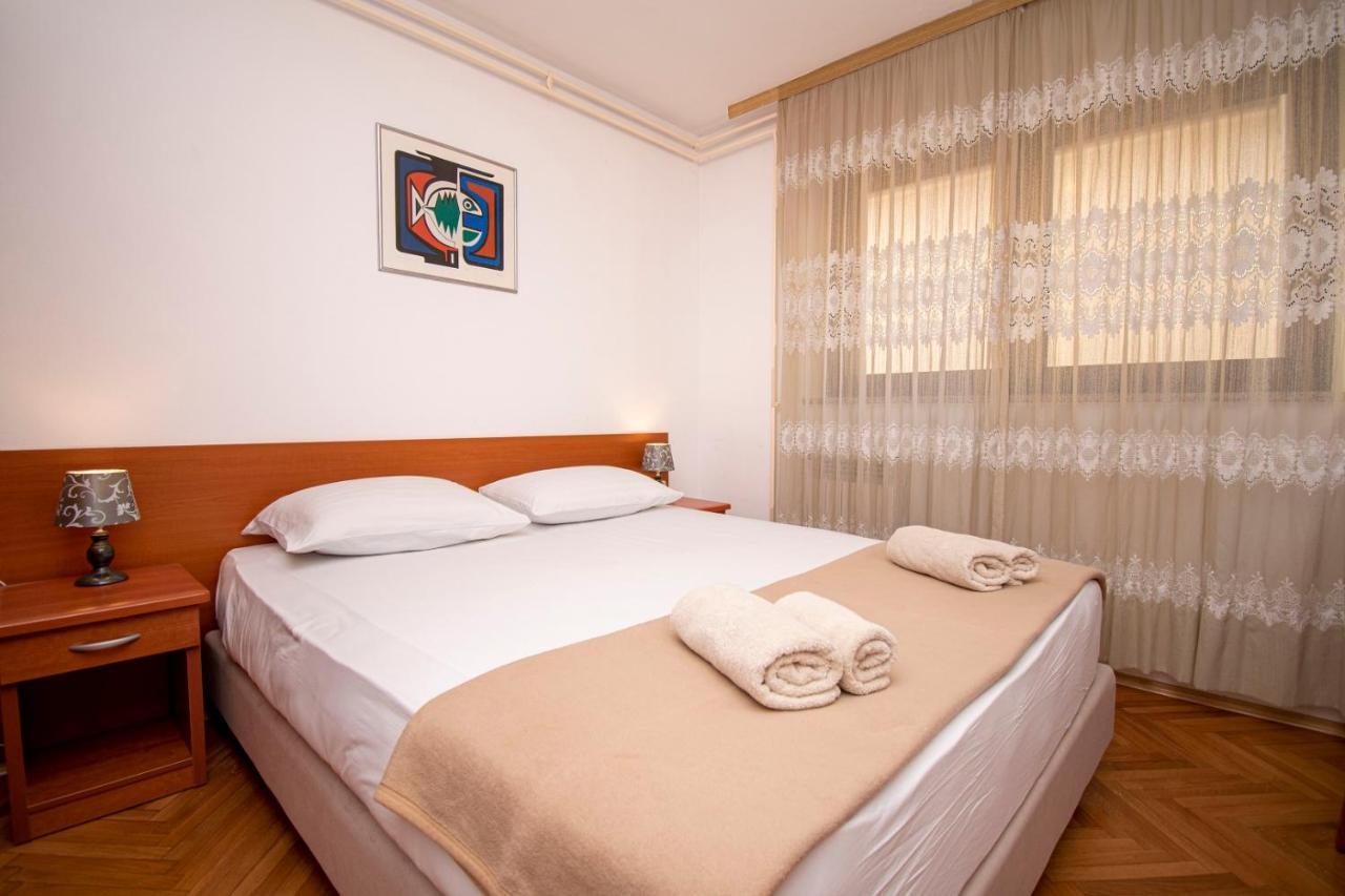 Holiday Apartment 50M From The Beach Pjescana Uvala Exteriér fotografie
